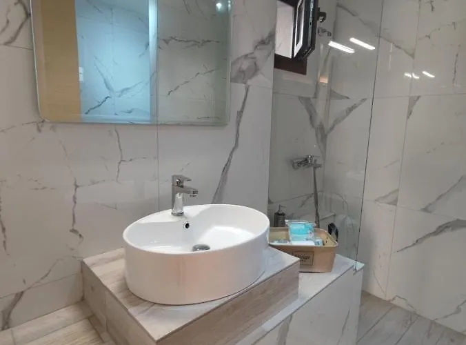 Theasis 3 Νέος Μαρμαράς