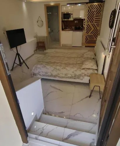 Theasis 3 Apartmán *