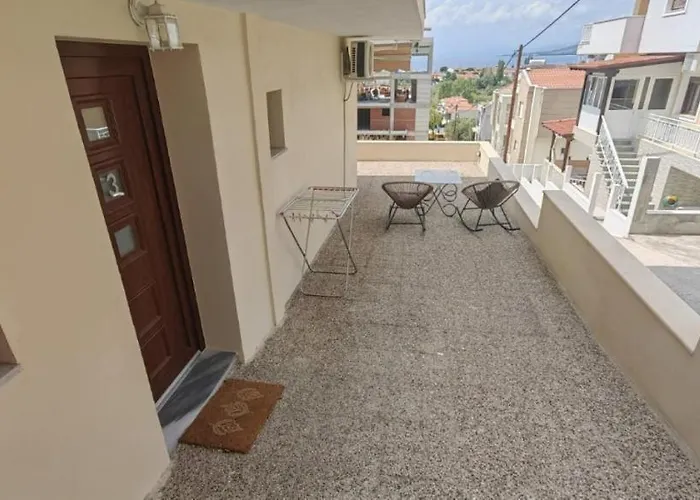 Theasis 3 Νέος Μαρμαράς