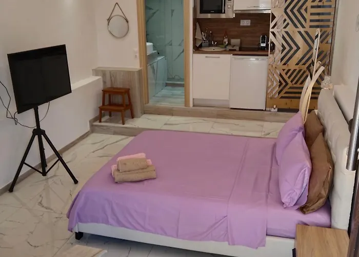 Theasis 3 Νέος Μαρμαράς