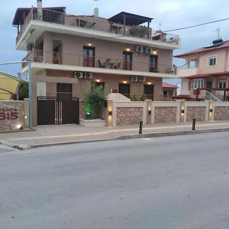 Apartment Theasis 3